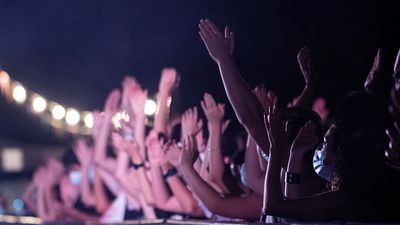 España, de nuevo en riesgo alto, con la incidencia en jóvenes ya en 449 casos