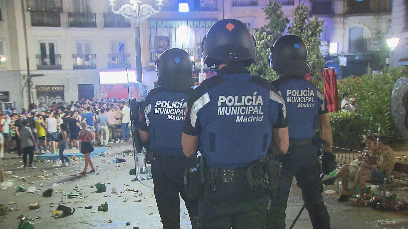 La Policía blinda Chueca tras el descontrol de las fiestas del Orgullo
