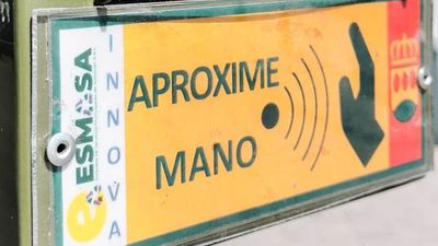 Alcorcón instala 50 nuevos semáforos que vecinos podrán activar sin contacto