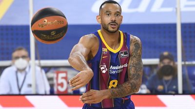 Hanga ficha por el Real Madrid  tras rescindir su contrato con el Barça