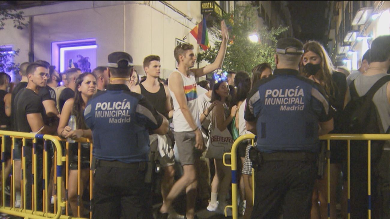 La Policía Municipal contó con 360 agentes de refuerzo en las fiestas del Orgullo en Chueca