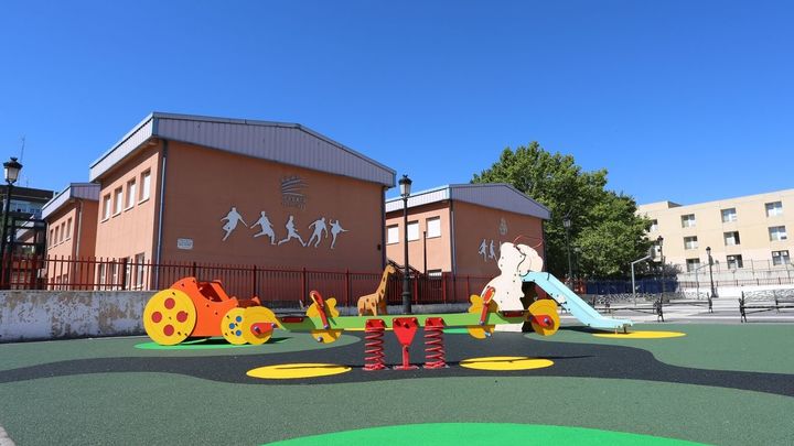Juegos infantiles en la Plaza Centenario Real Madrid / AYTO LEGANÉS