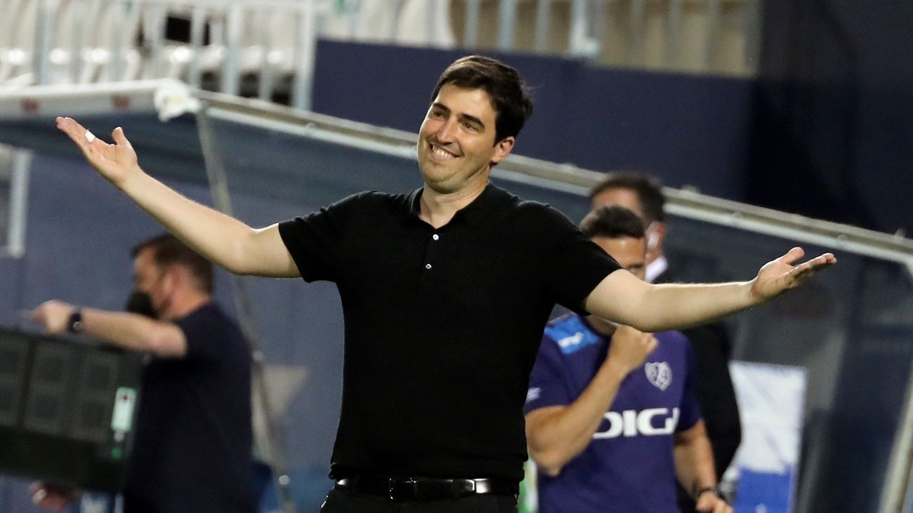Andoni Iraola renueva hasta 2022 con el Rayo Vallecano