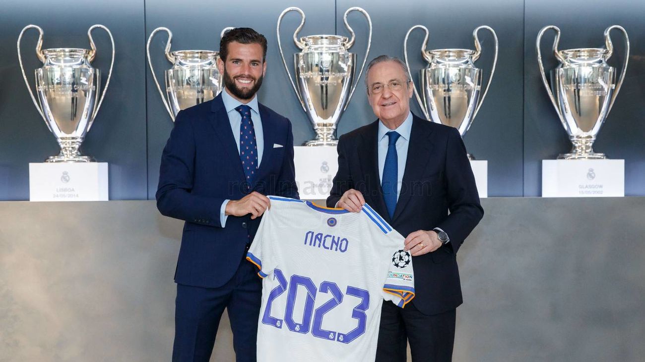 Nacho renueva su contrato con el Real Madrid hasta 2023