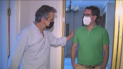 Un cardiólogo salva la vida de su vecino cuando sufría un infarto