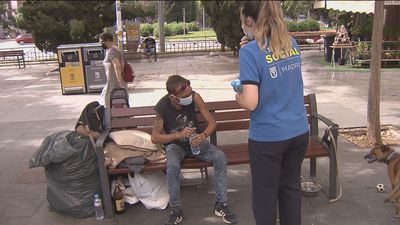 Samur Social intensifica su trabajo en Madrid por el calor
