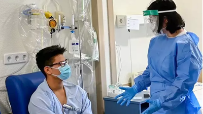 Javier, con 17 años y tras estar por Covid en la UCI del Gregorio Marañón: “No sois inmunes”