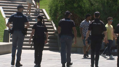 Patrullas policiales mixtas de España, Francia e Italia atienden a los turistas