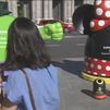 Goofy, Minnie o el increíble Hulk ayudan a los madrileños a reciclar vidrio