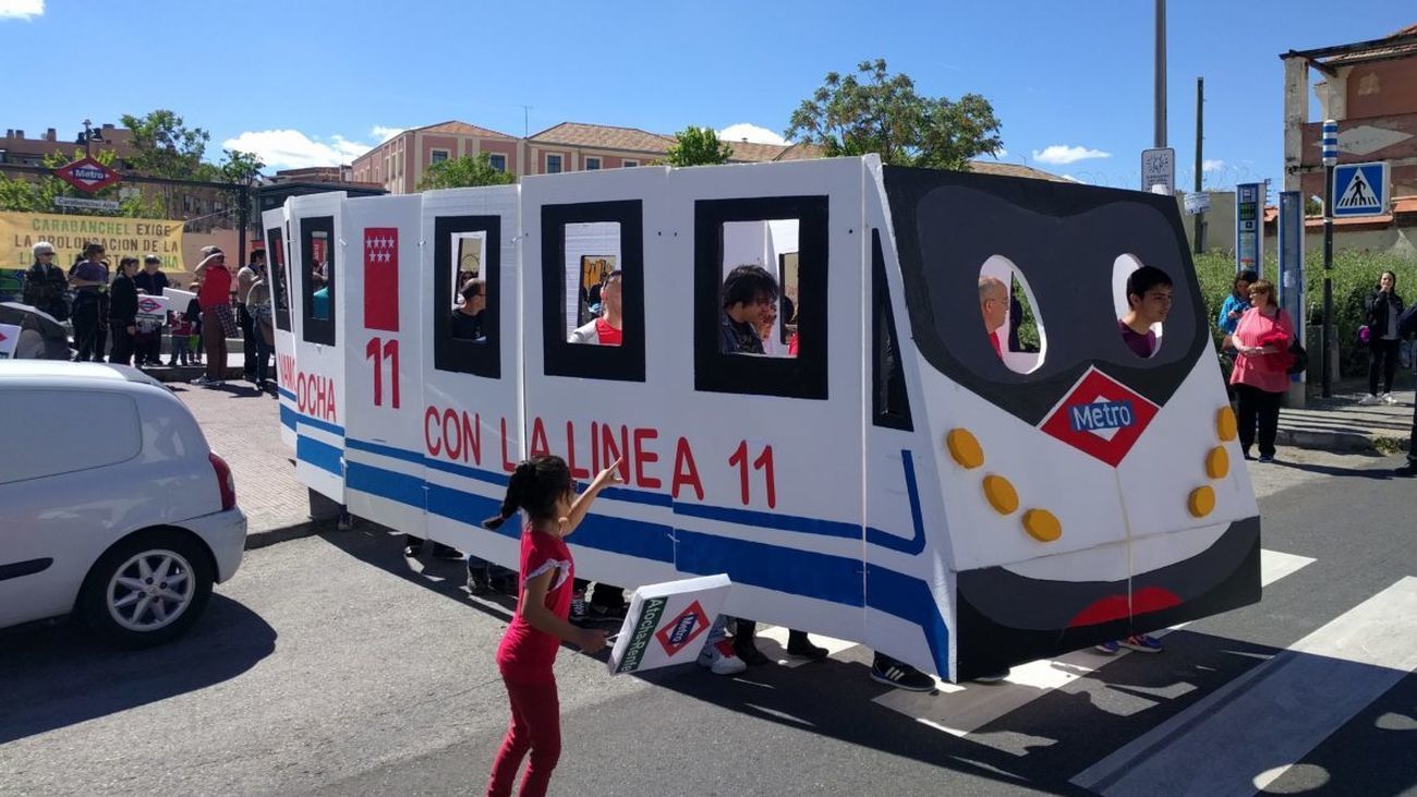 Vecinos de Carabanchel piden información sobre la línea 11 de Metro