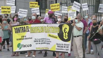 Facua convoca concentraciones en toda España contra el “tarifazo” eléctrico