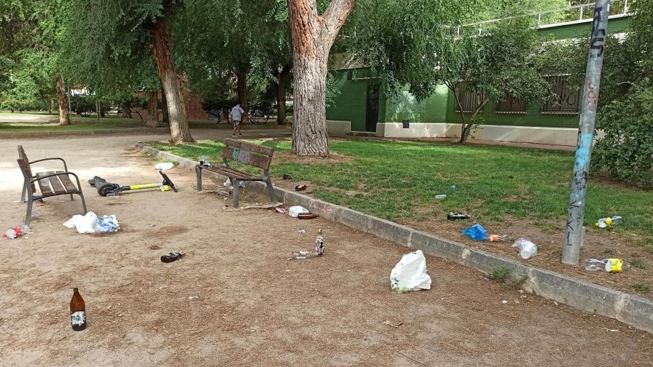 Alertan de aumento de botellones en Alcalá de Henares