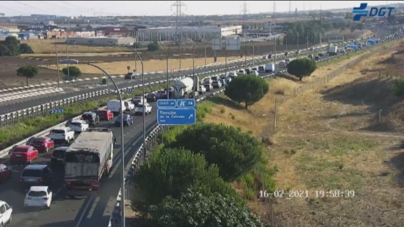 Segunda ola de viajeros en busca de vacaciones a pesar de la pandemia