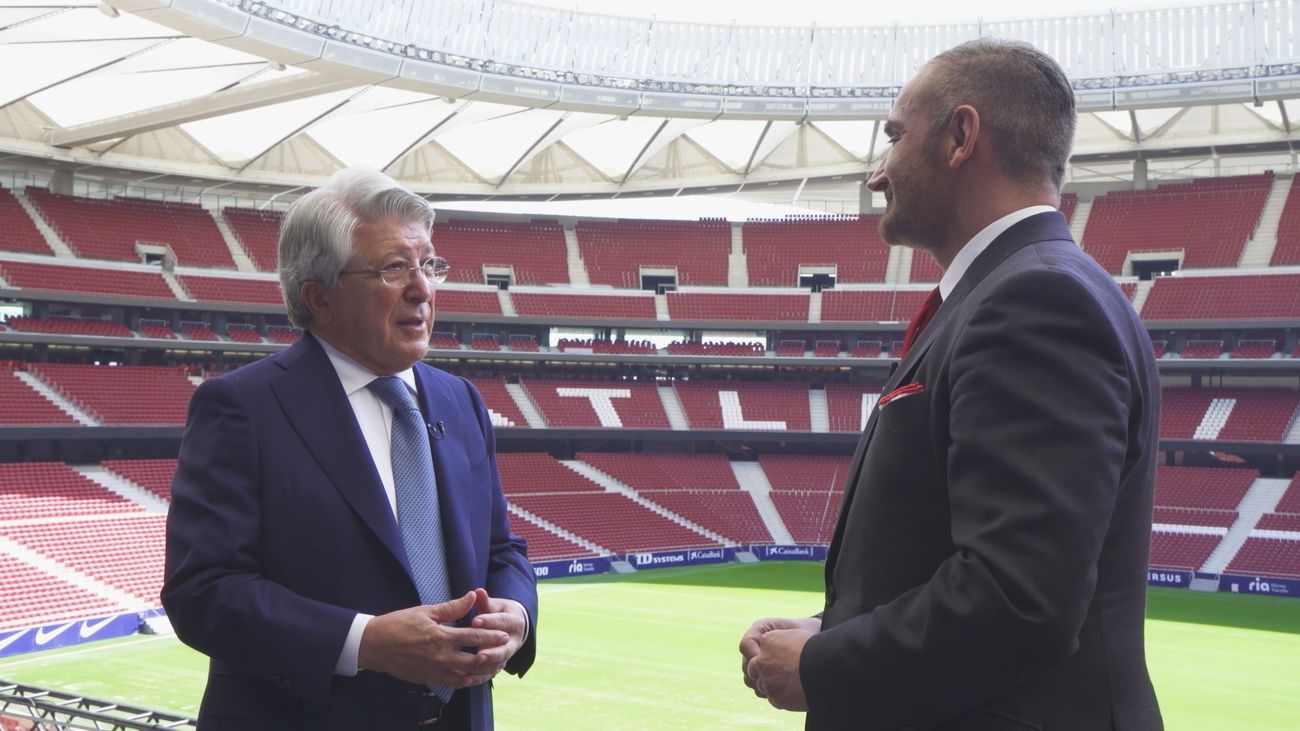 Euprepio Padula sufre con Enrique Cerezo