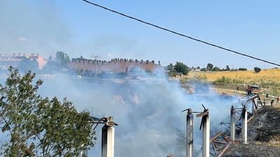 Móstoles trabaja para devolver la normalidad a las urbanizaciones afectadas por el incendio