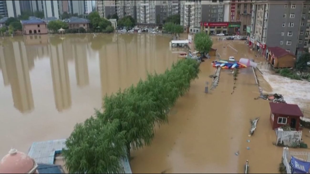 Al menos 25 muertos y más de 200.000 desplazados por la lluvia en la provincia china de Henan