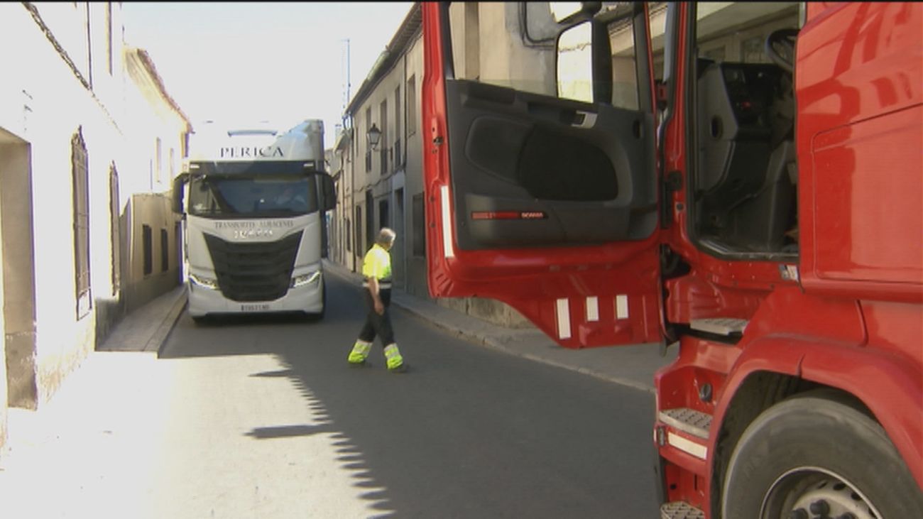 Hartos de los camiones en Colmenar de Oreja