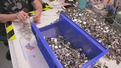 En Ohio se encuentra la única fábrica de silbatos de Estados Unidos