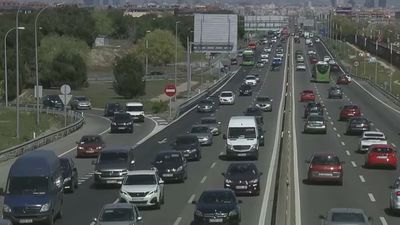 Jornada de viernes complicada en las carreteras con varios accidentes y retenciones