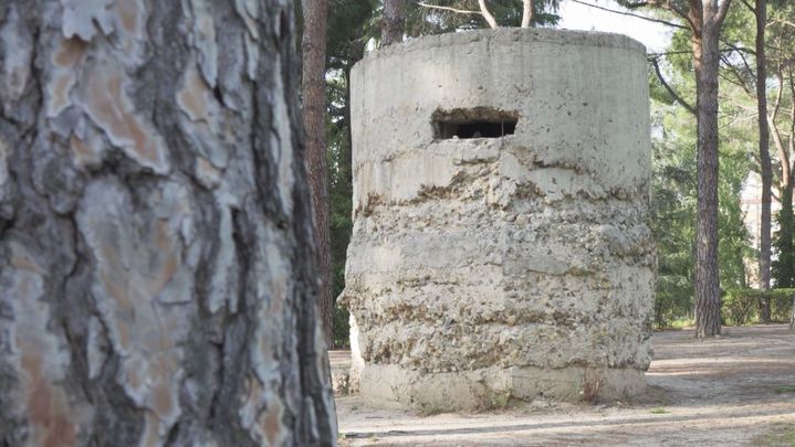Búnker de la Guerra Civil, en el Parque del Oeste (Madrid) / A un metro de ti