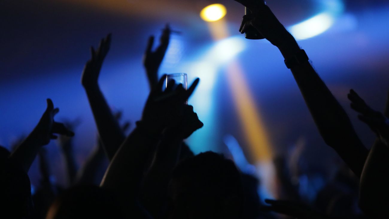 Pisos turísticos, fiestas y molestias vecinales. ¿Un trío inseparable?