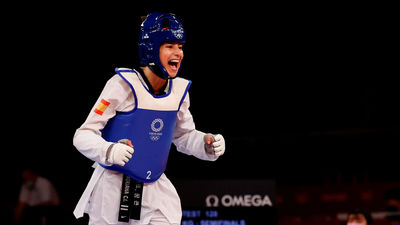 La madrileña Adriana Cerezo irrumpe en la final olímpica  y asegura la primera medalla para España