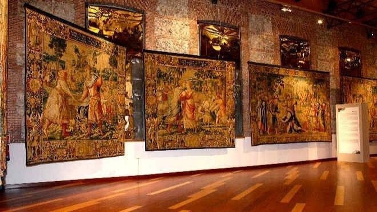 Rueca, devanaderas, canillas, telares... Bienvenidos a la Real Fábrica de Tapices de Madrid