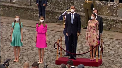 El rey apela a la unidad de España y la convivencia en su ofrenda al apóstol