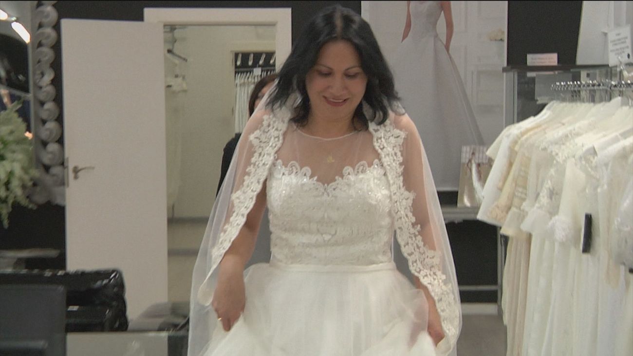 Vuelven las bodas con aumento de reservas y ventas de moda nupcial