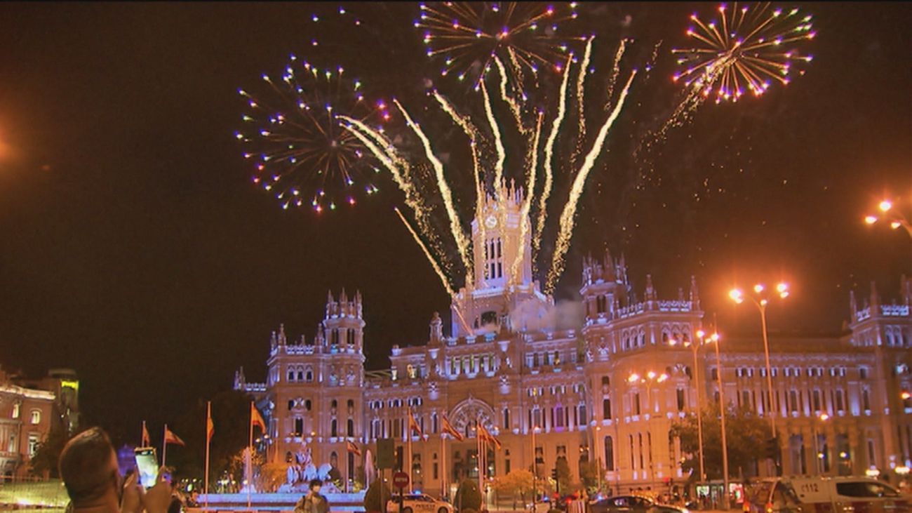 Madrid ilumina la noche para celebrar su sueño de estar en el Patrimonio Mundial