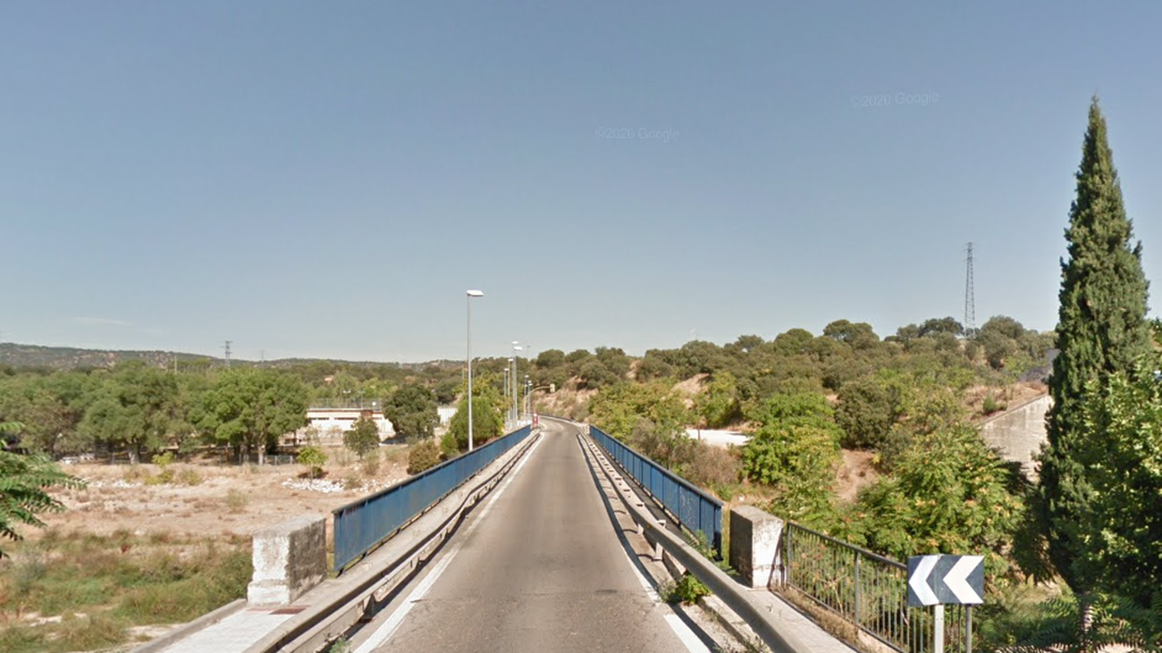 Cortada desde este lunes la M510 en Aldea del Fresno para reparar el puente sobre el río Perales