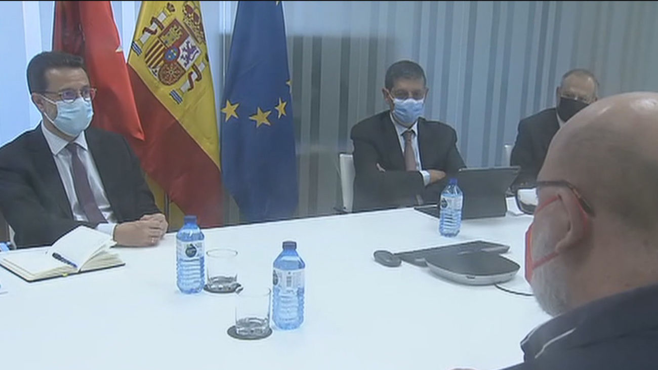 La Comunidad de Madrid y UGT abordan la política fiscal, ayudas a pymes y gestión de fondos europeos