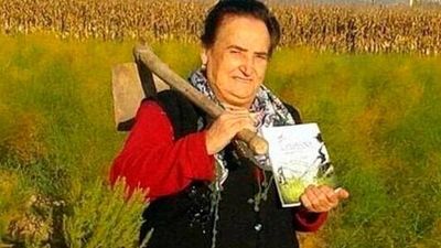 Una campesina de 82 años que no sabía leer y escribir publica su cuarto libro