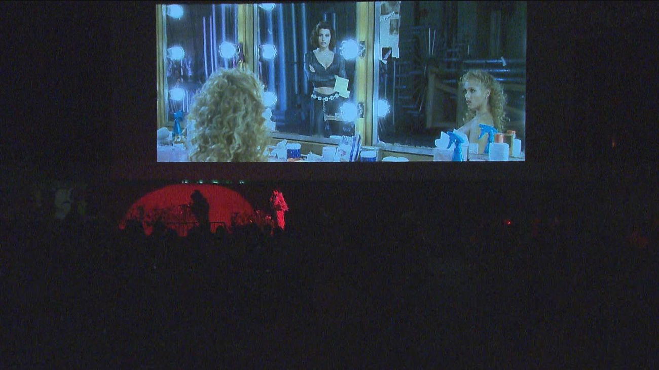 Cine 'interruptus' en el cine de verano del Parque de la Bombilla