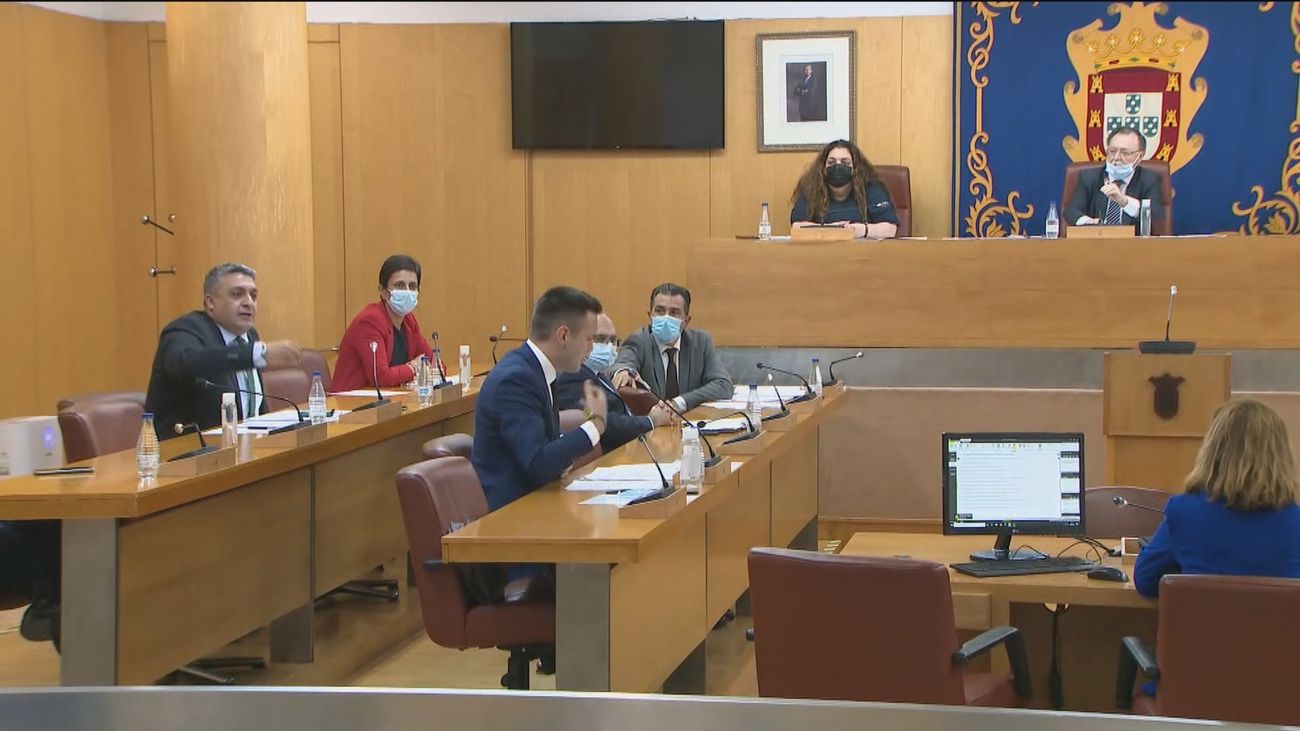 Olona advierte al PP que el "Gobierno será con Vox o no será"