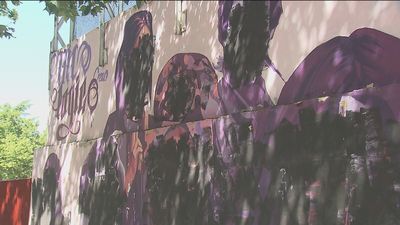 El mural de Ciudad Lineal podría volver a tener su aspecto original a finales de agosto