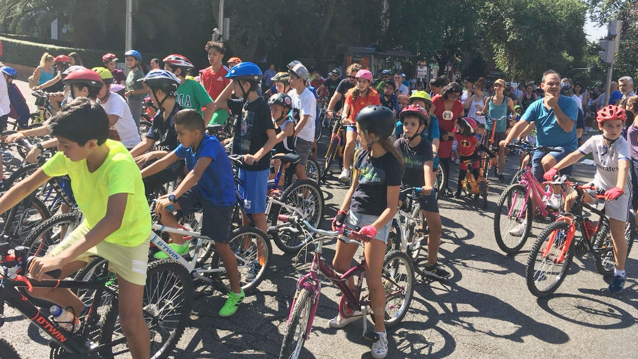Vecinos de Ciudad Lineal organizarán sus fiestas al margen de las programadas por la junta municipal