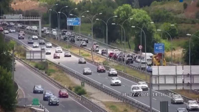 Miles de madrileños arrancan sus vacaciones