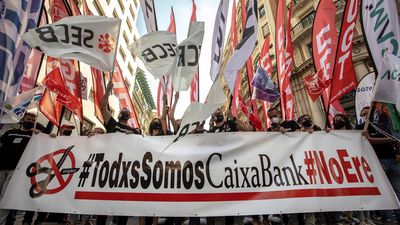 Un total de 8.246 empleados se adhieren al ERE de CaixaBank, que prevé 6.452 salidas