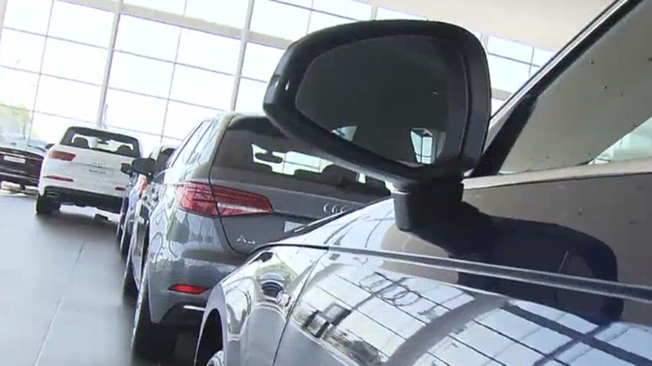 Las matriculaciones de turismos en Madrid caen casi un 22% en julio con respecto al año anterior