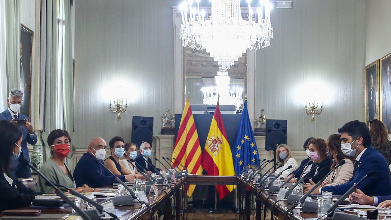 El Gobierno aprueba una inversión de 1.700 millones para el Prat tras la reunión bilateral con la Generalitat