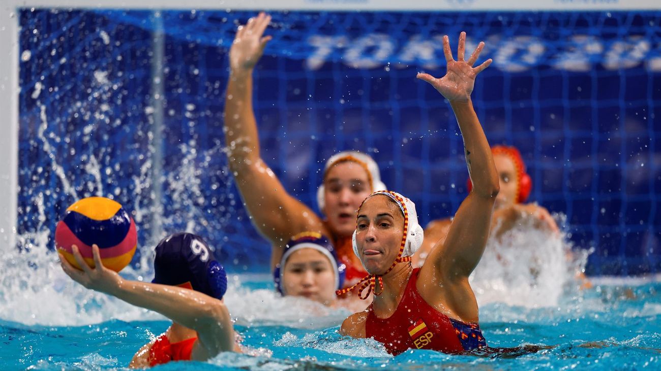 El waterpolo femenino se mete en la lucha por las medallas