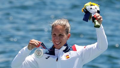 Teresa Portela se cuelga en piragüismo una histórica plata a la perseverancia
