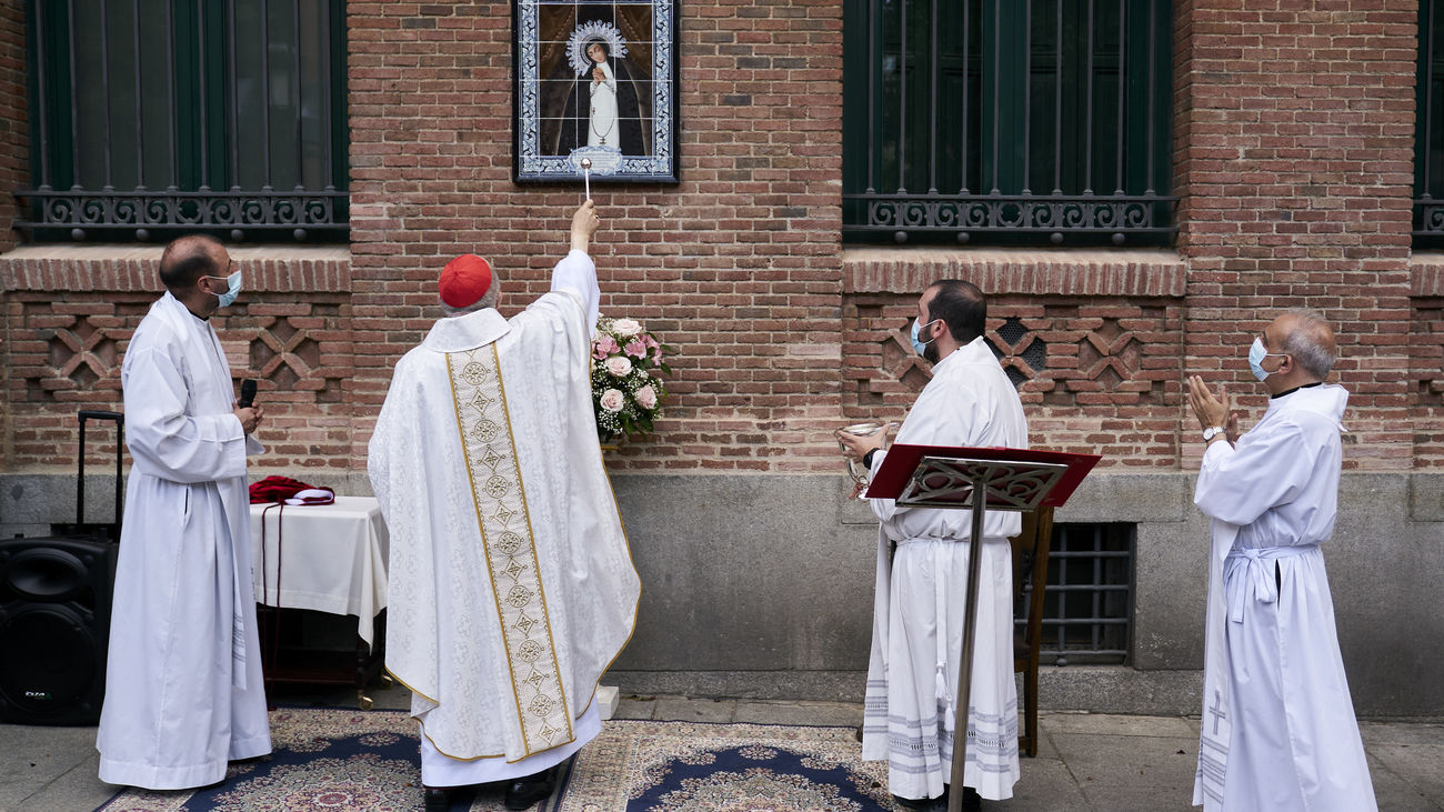 La iglesia de la Virgen de la Paloma se prepara para celebrar la fiesta de su patrona