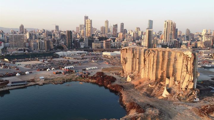 Estado del puerto de Beirut un año después de la explosión / EFE