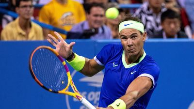 Nadal debuta con suspenso y sufrimiento en Washington