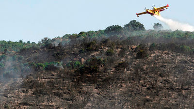 El incendio de El Tiemblo baja el nivel de peligrosidad y la UME se retira