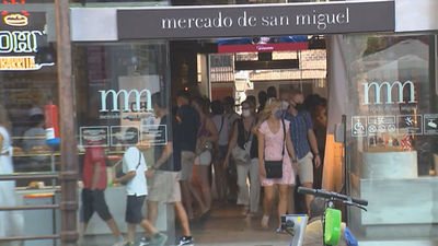El turismo regresa a Madrid en agosto y reactiva la actividad comercial