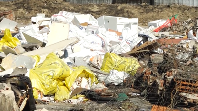 Un Polígono Industrial de Leganés, convertido en vertedero tras un incendio