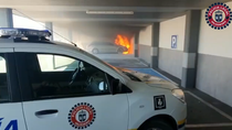 Investigan en Valdemoro el incendio de un coche en un Mercadona, que tuvo que ser desalojado